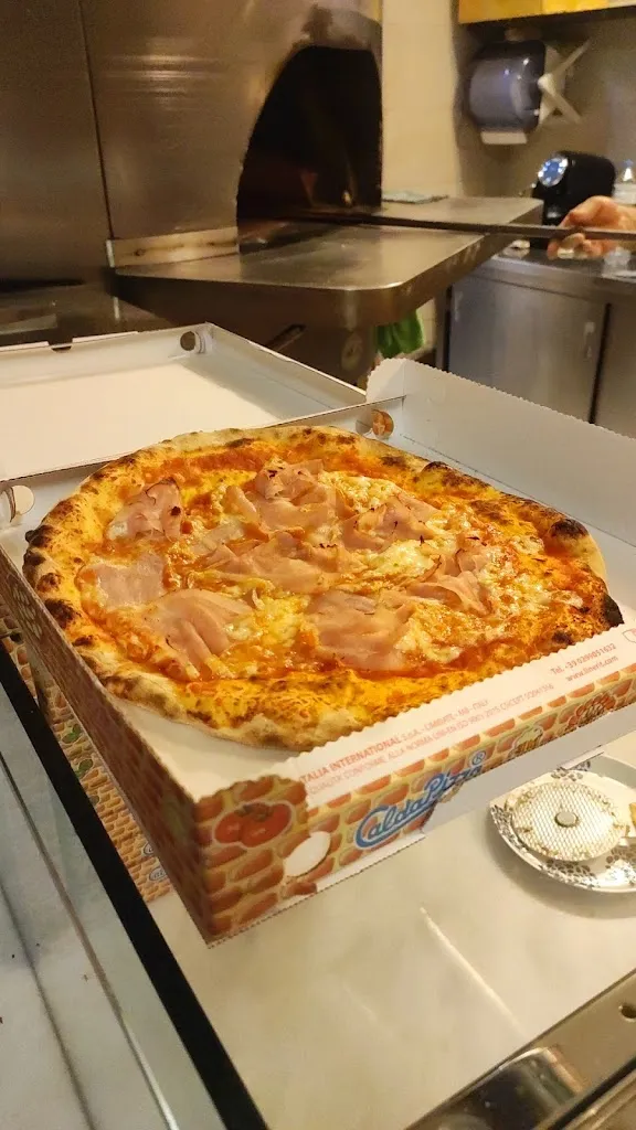 Pizzeria Scapricci_Valbrona_slider_image_2