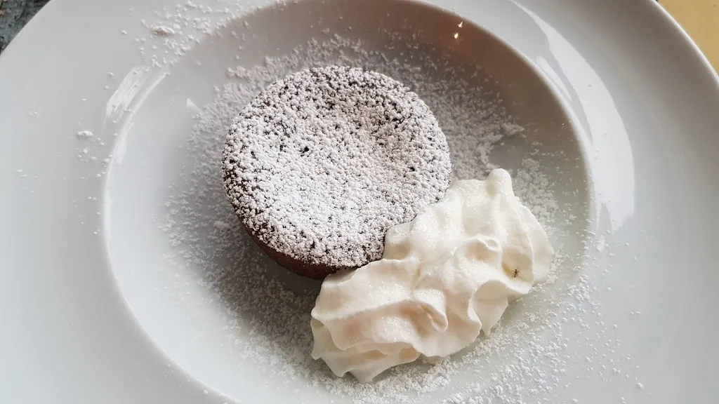 Irina Radulescu_Juancito Ristorante Pinseria_Valbrona_review