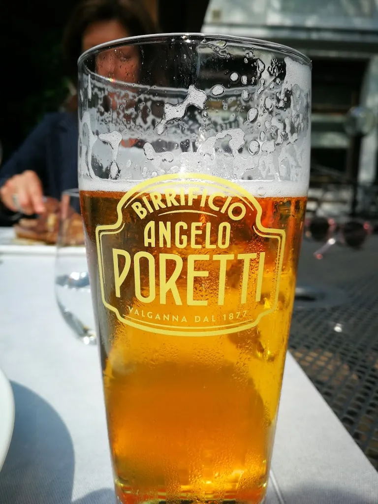 Arwyn Rhys Jones_Le Grotte della Valganna_Valganna_review