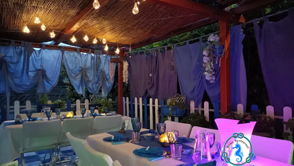 Home Restaurant Cavalluccio Marino restaurant in Carosino