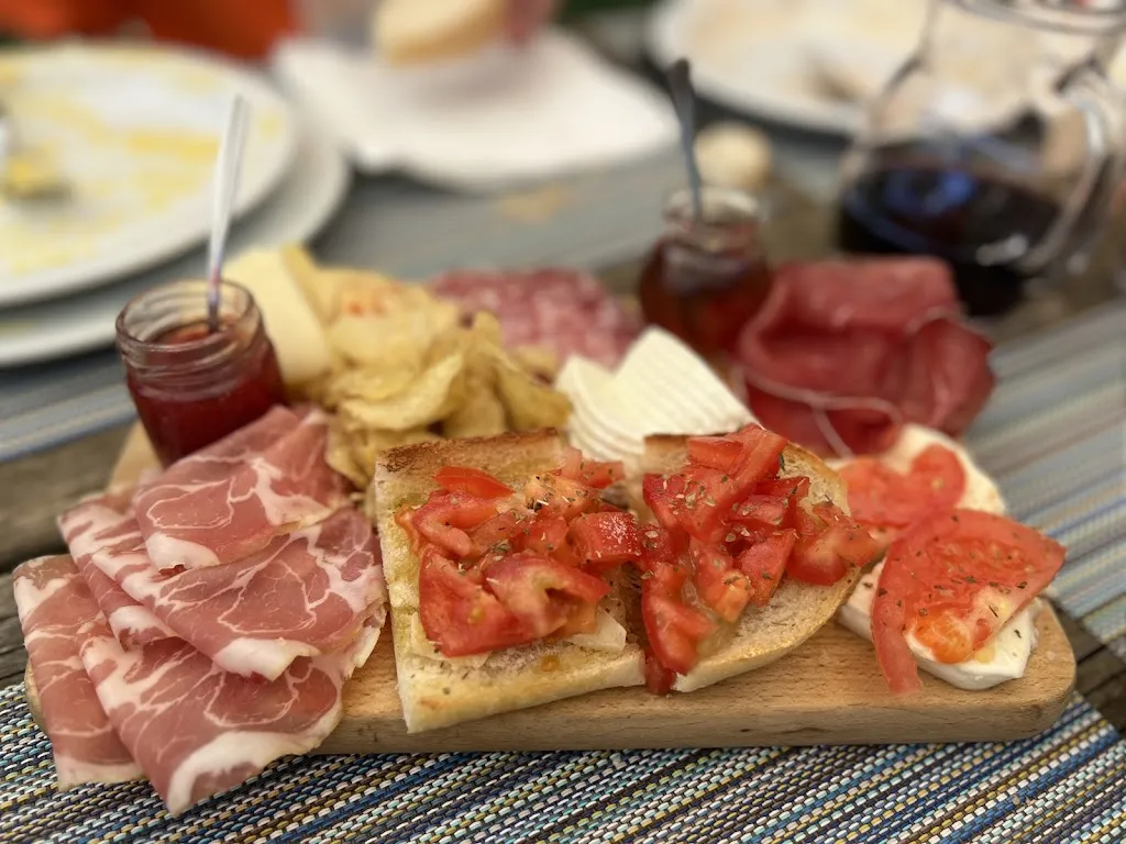 Azienda agricola Baita San Gemolo_Valganna_slider_image_3