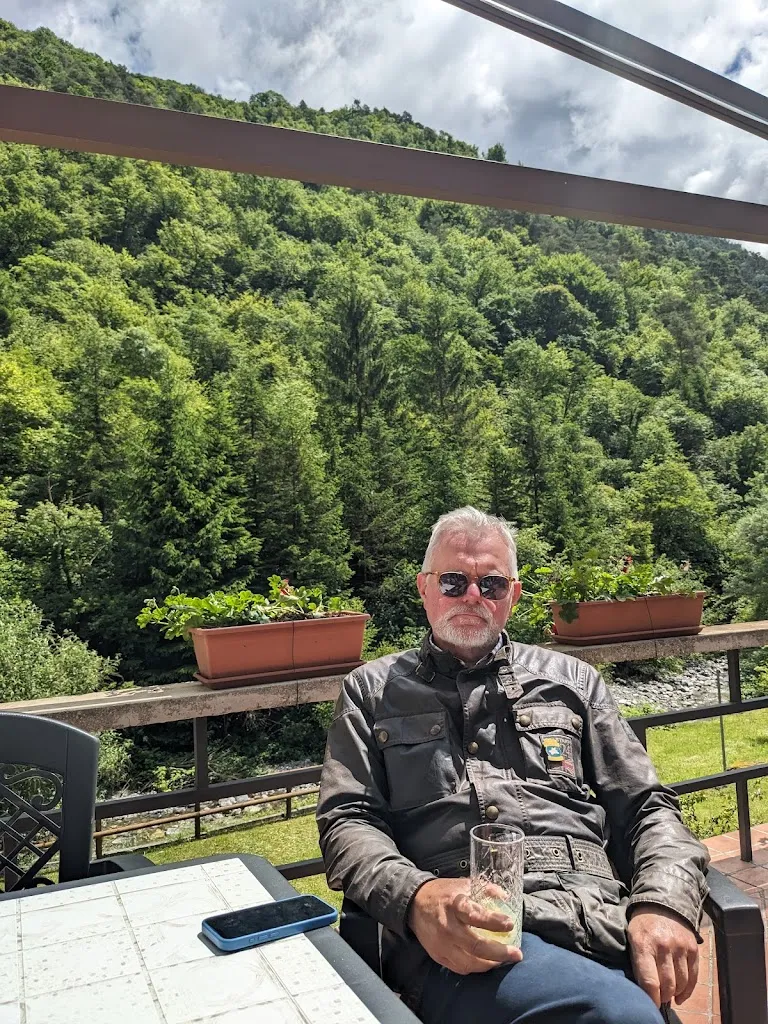 Simon Neale_Osteria Snack Bar Al Muli'_Valvestino_review