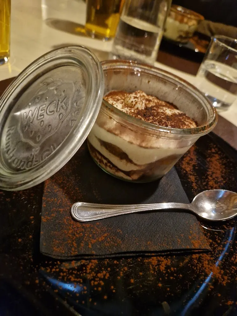 Menu_La scuderia_Varano Borghi_image_6