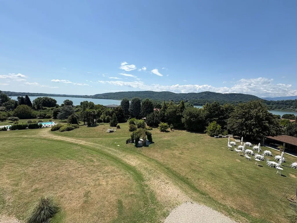 Charlotte Slot_Hotel Villa Borghi_Varano Borghi_review