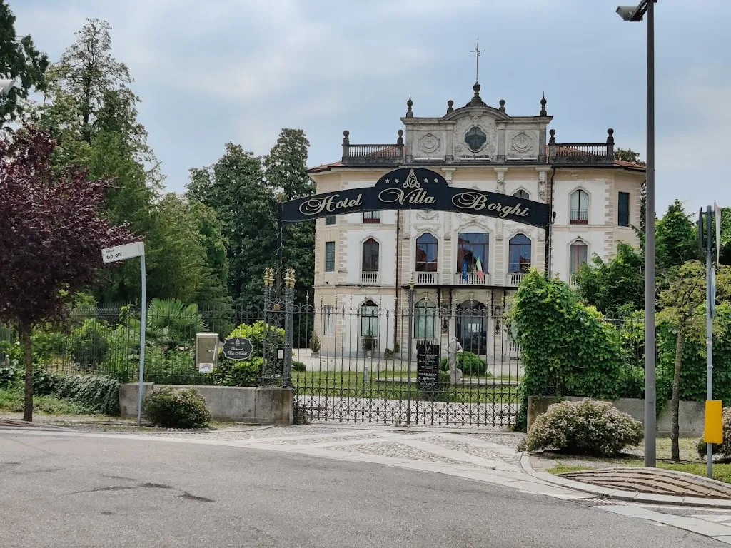 Bar Il Giambellino ristorante a Varano Borghi