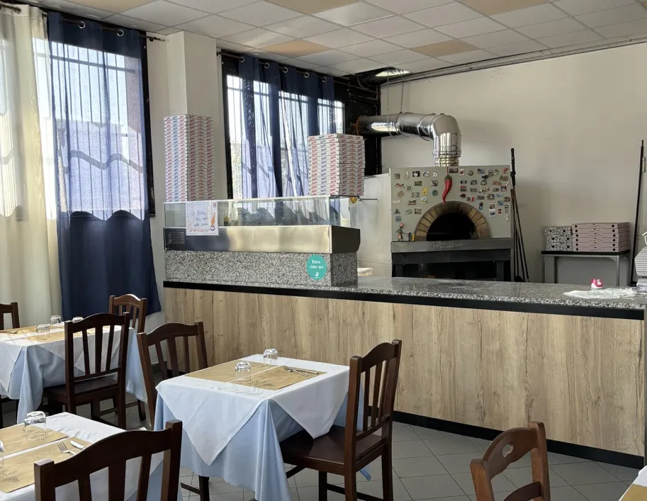 Ristorante-Bar-Pizzeria Santa Teresa_Vedano Olona_slider_image_1