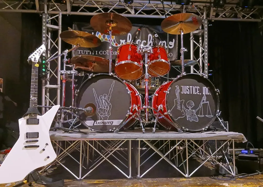 Edo Sala_L'Arlecchino S.N.C._Vedano Olona_recensione