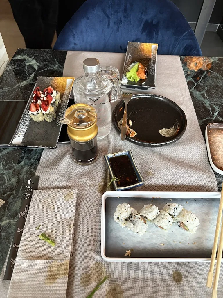 Mahnaz_Yomi_Vedano al Lambro_recensione