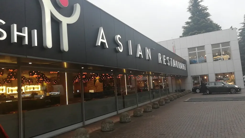 Yomi restaurant in Vedano al Lambro