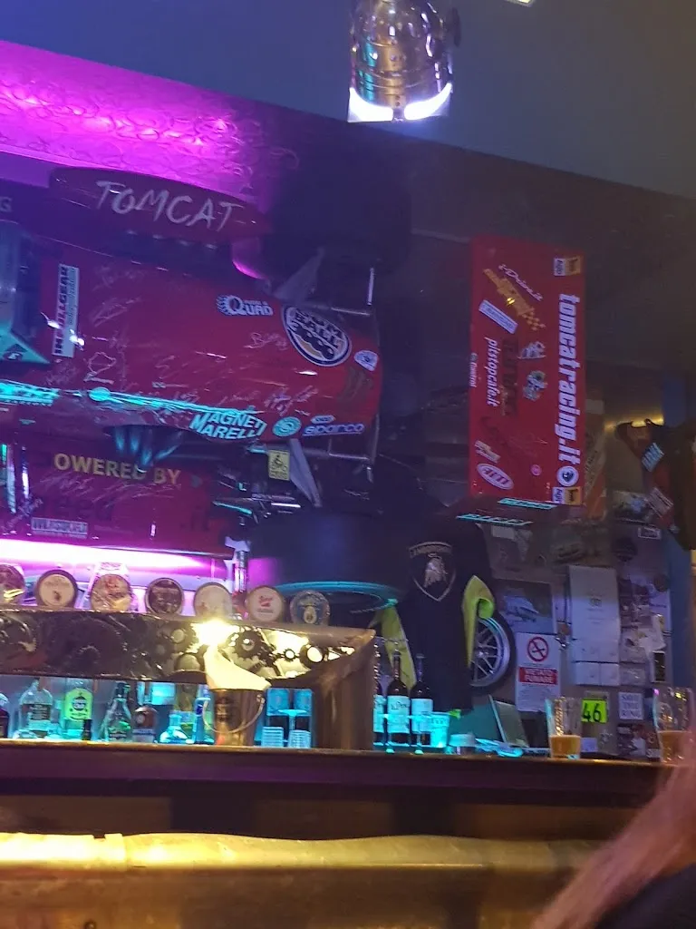 Matteo Corti_Pit Stop Café_Vedano al Lambro_review