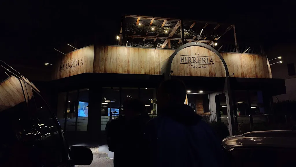 Petar Gavazov_La Birreria Italiana | Vedano_Vedano al Lambro_review