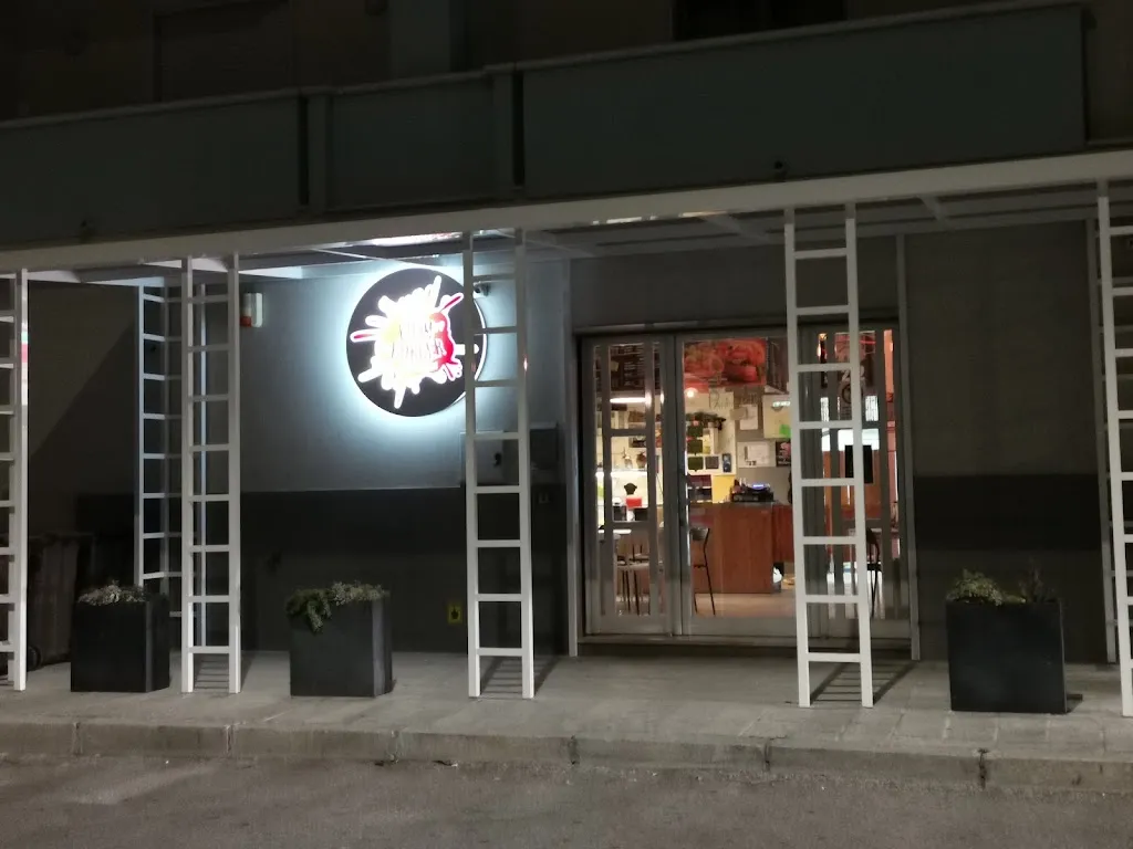 Boom Burger Esplosioni Di Gusto! restaurant in Carosino