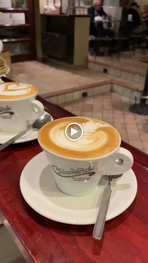 L'ANGOLO BAR di Bucellini Giovanni e C.Snc_Varzi_slider_image_3