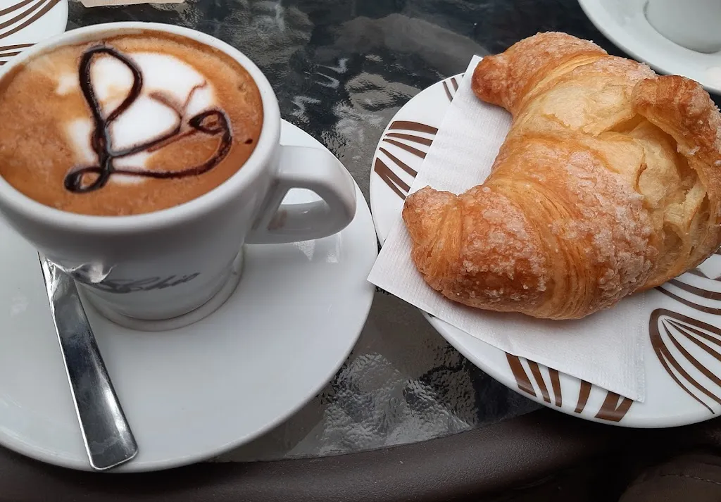 Leonarda Gigantiello_Tao Chic Bar_Carosino_review