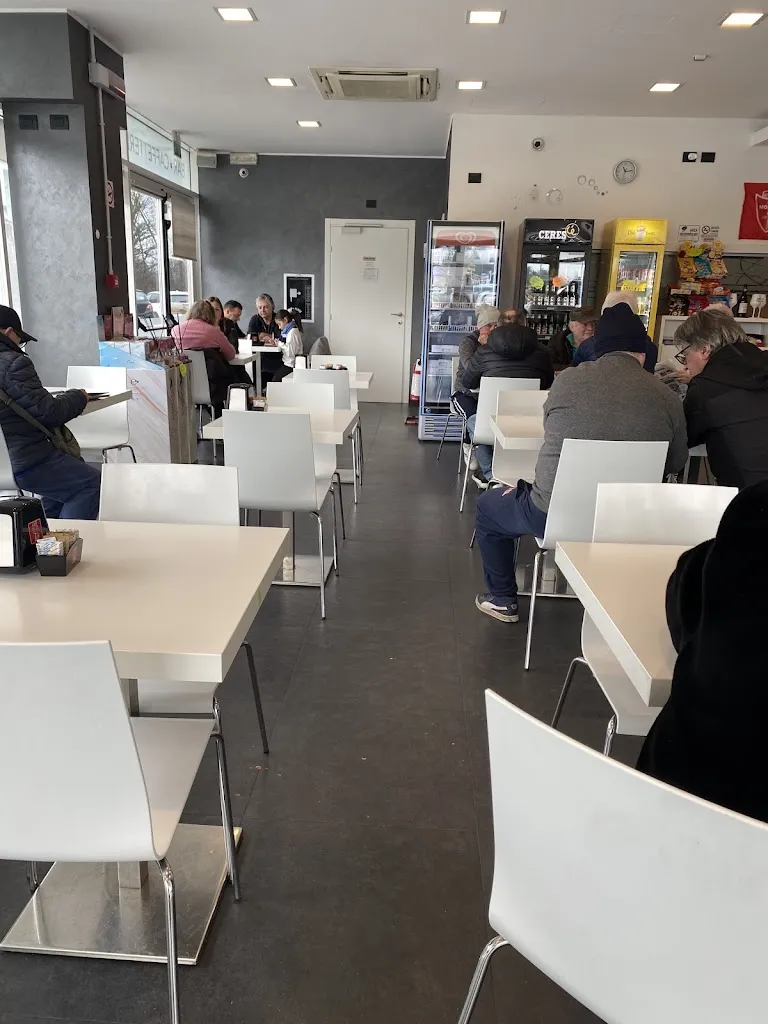 Elysium Cafe' Srl_Veduggio Con Colzano_slider_image_3