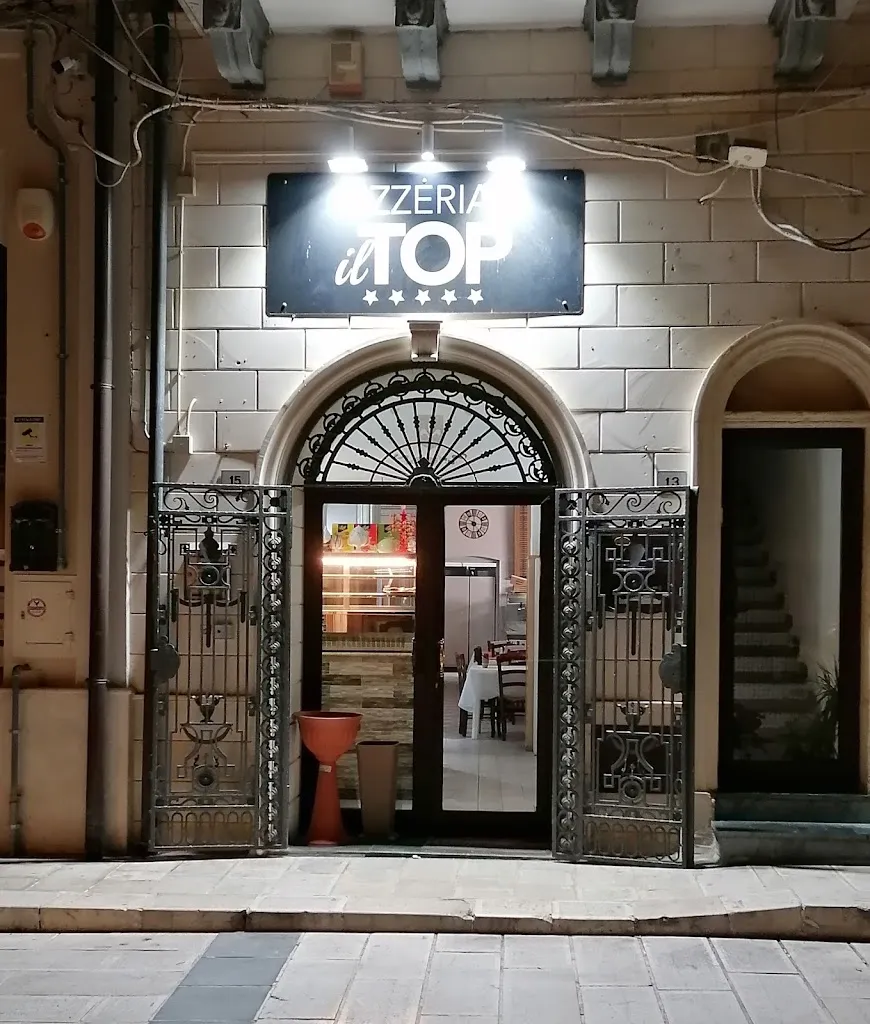 Pizzeria il top carosino di Andrea Lanza restaurant in Carosino