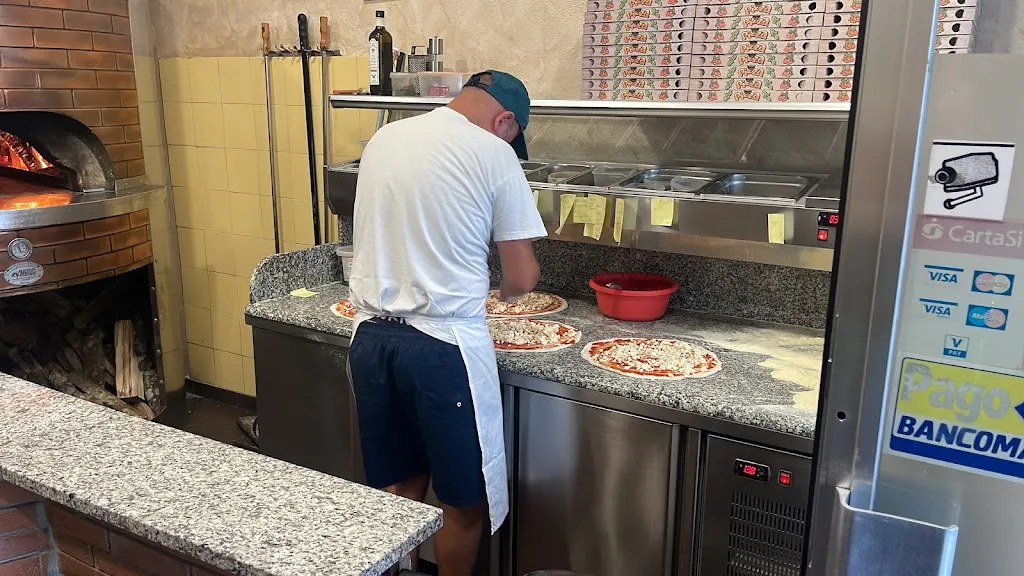 Pizza Da Tony_Venegono Inferiore_slider_image_1