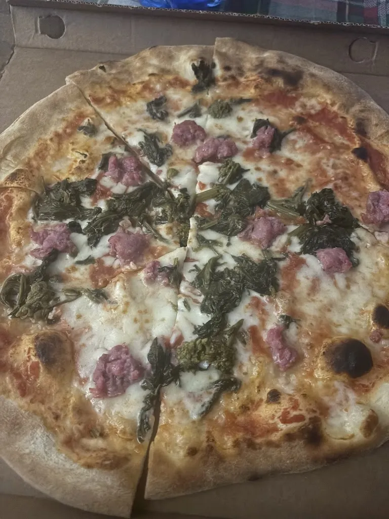 Francesca Marrazzo_Pizza Più_Venegono Inferiore_recensione