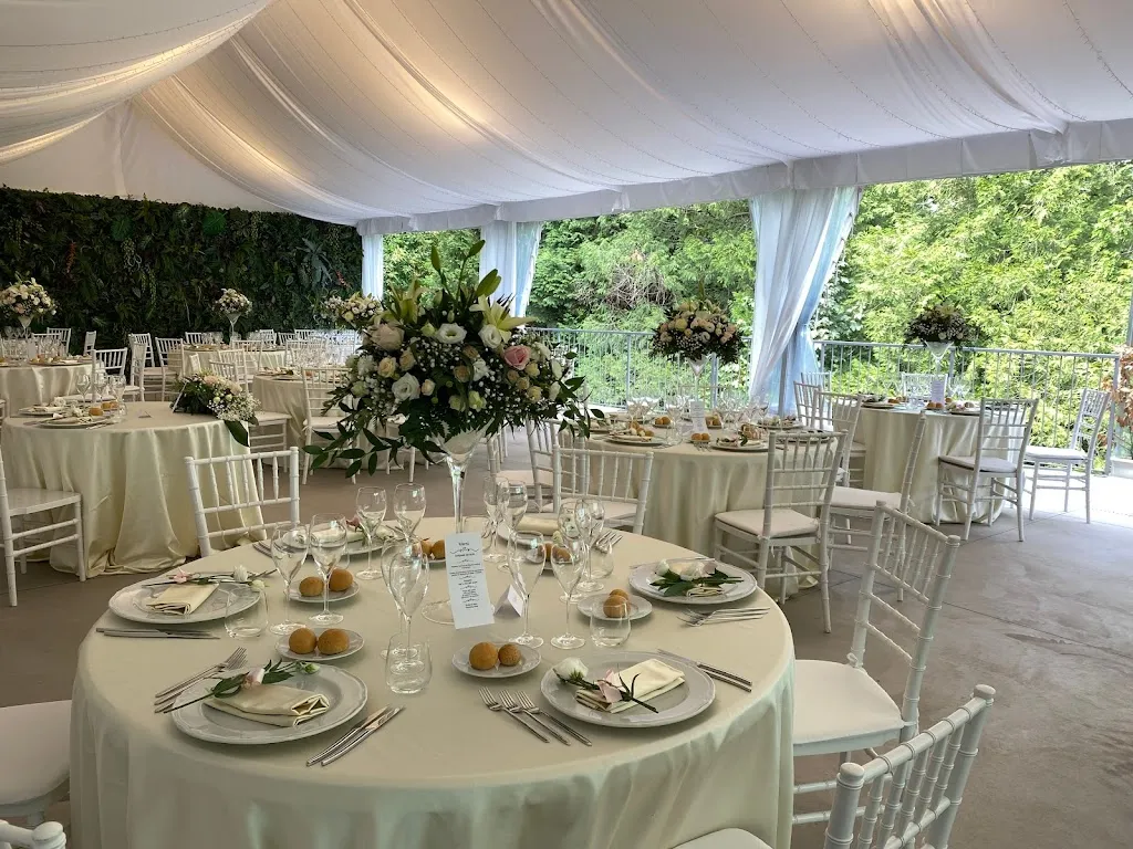 La Pasticceria di Davide Pisano restaurant in Venegono Inferiore