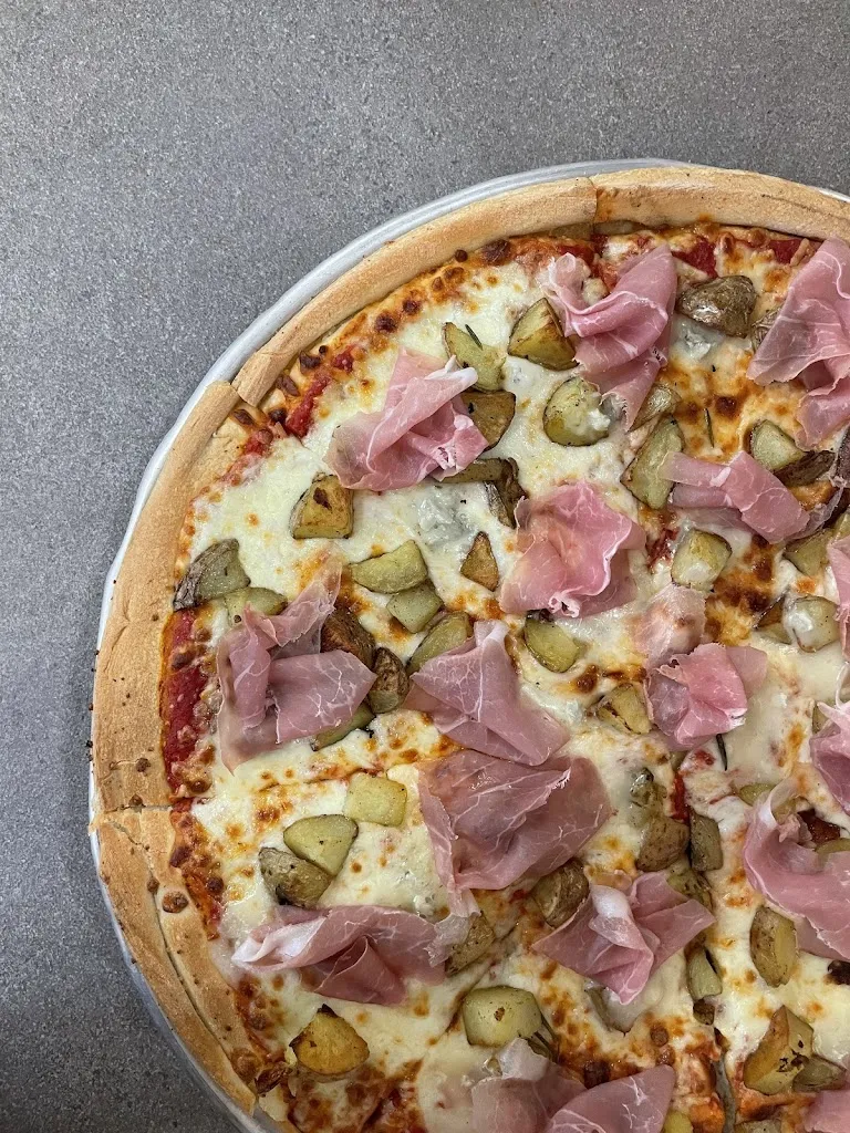 Pizza e Pizze_Venegono Inferiore_slider_image_3