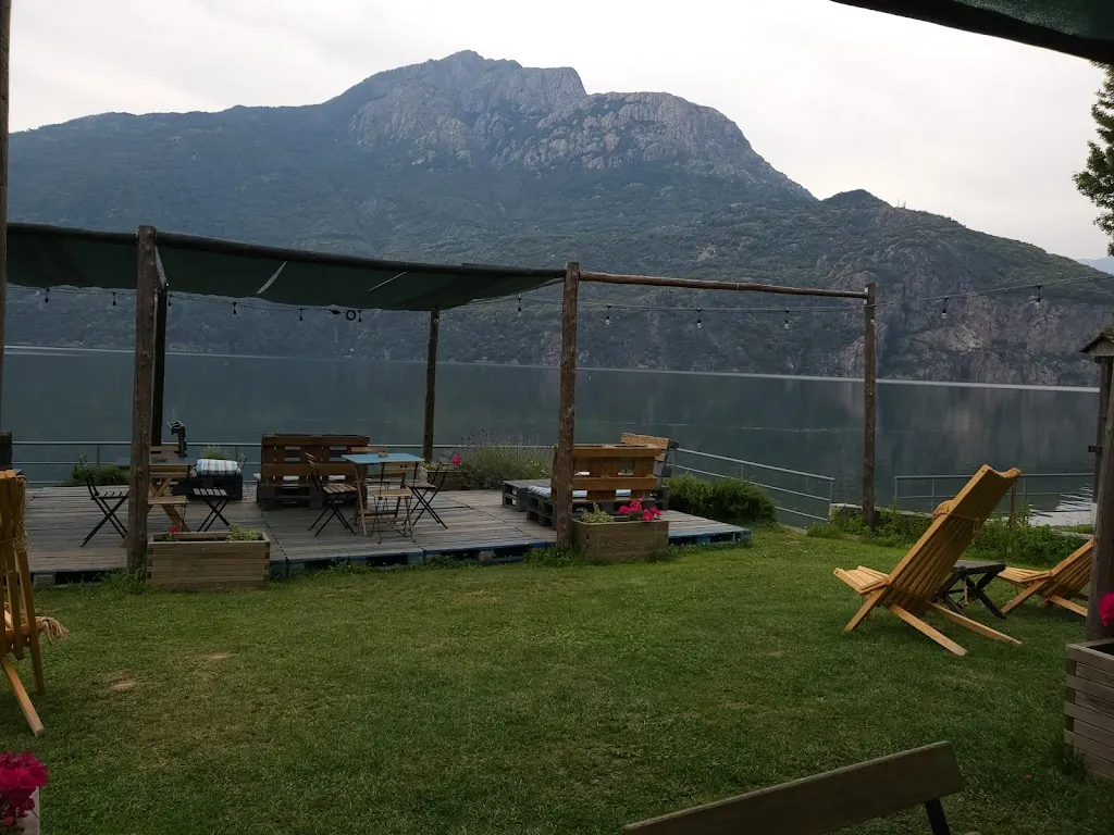 Bonita Dungan_Kiosk Kwatràs_Verceia_review