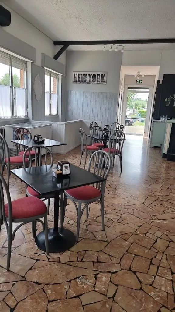 LA CASA DEL POPOLO restaurant in Venegono Superiore