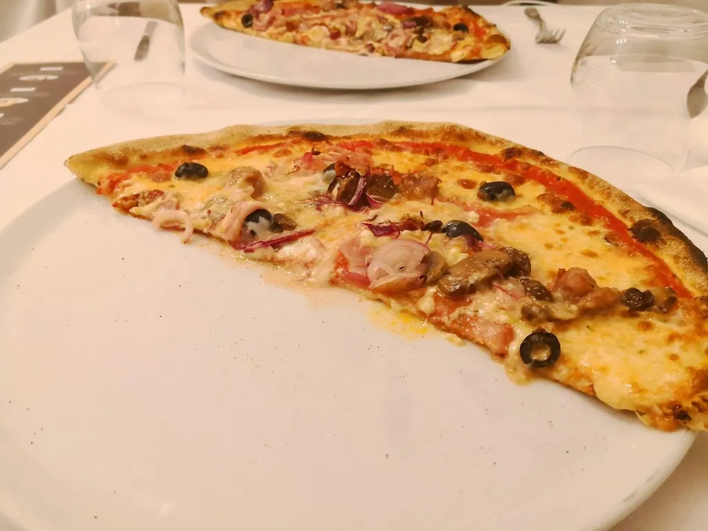 Dmytro K_Il museo della pizza_Venegono Superiore_review