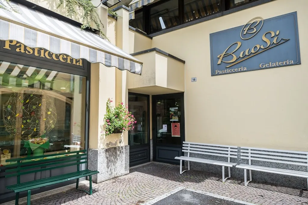 Pasticceria Buosi - sede di Venegono Superiore restaurant in Venegono Superiore