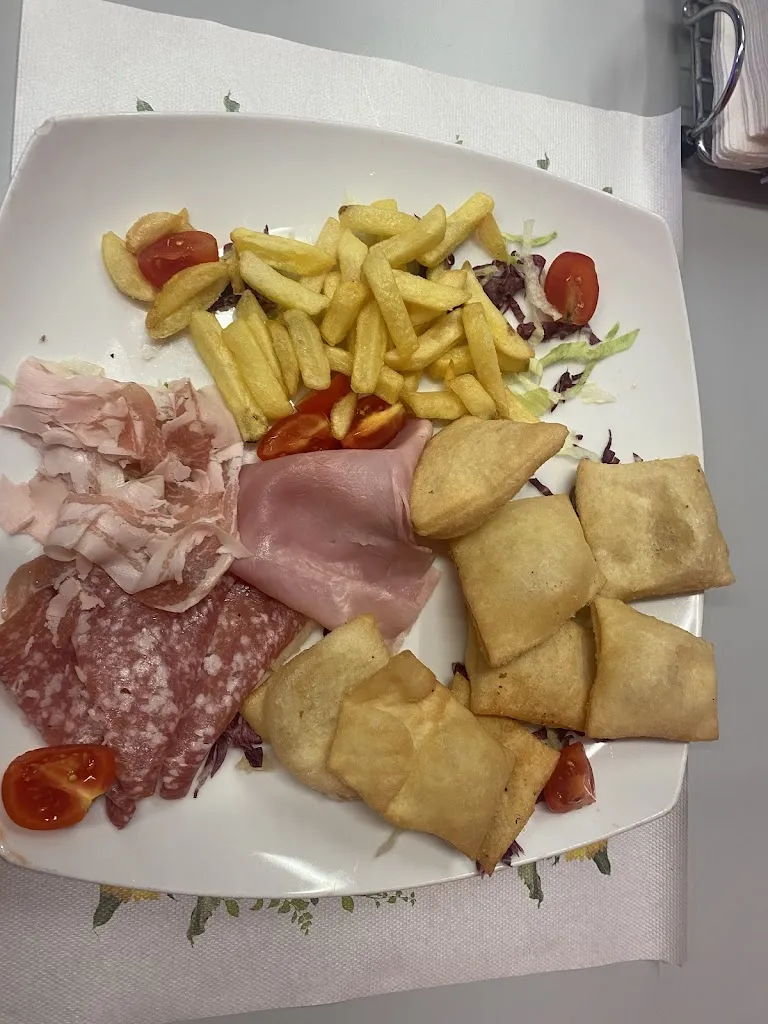 Laerta Sano_Pizzeria Betty_Venegono Superiore_review