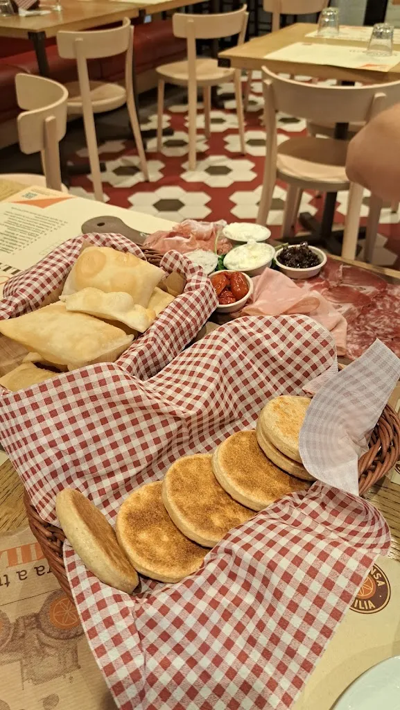 Marco Dell'Agli _Dispensa Emilia Verano Brianza_Verano Brianza_review