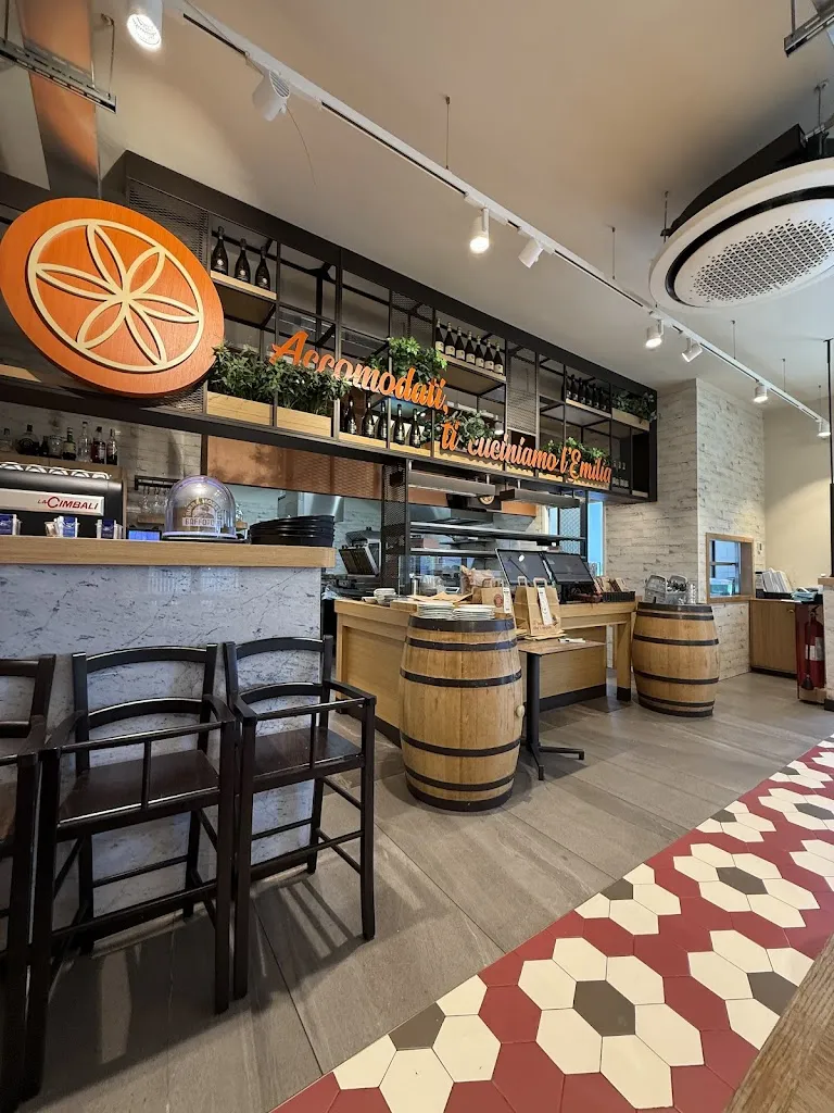 Dispensa Emilia Verano Brianza restaurant in Verano Brianza