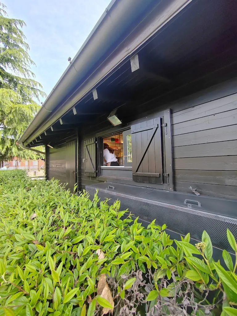 Francesco Zito_Chalet degli Amici_Verano Brianza_review