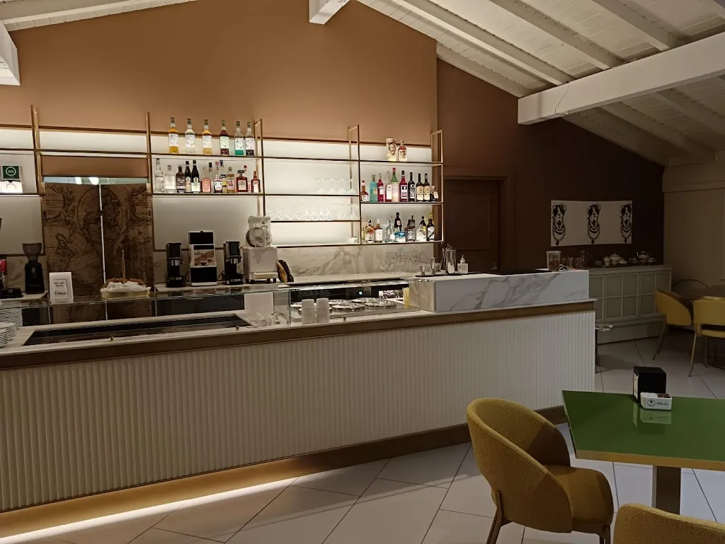 Chalet degli Amici_Verano Brianza_slider_image_1