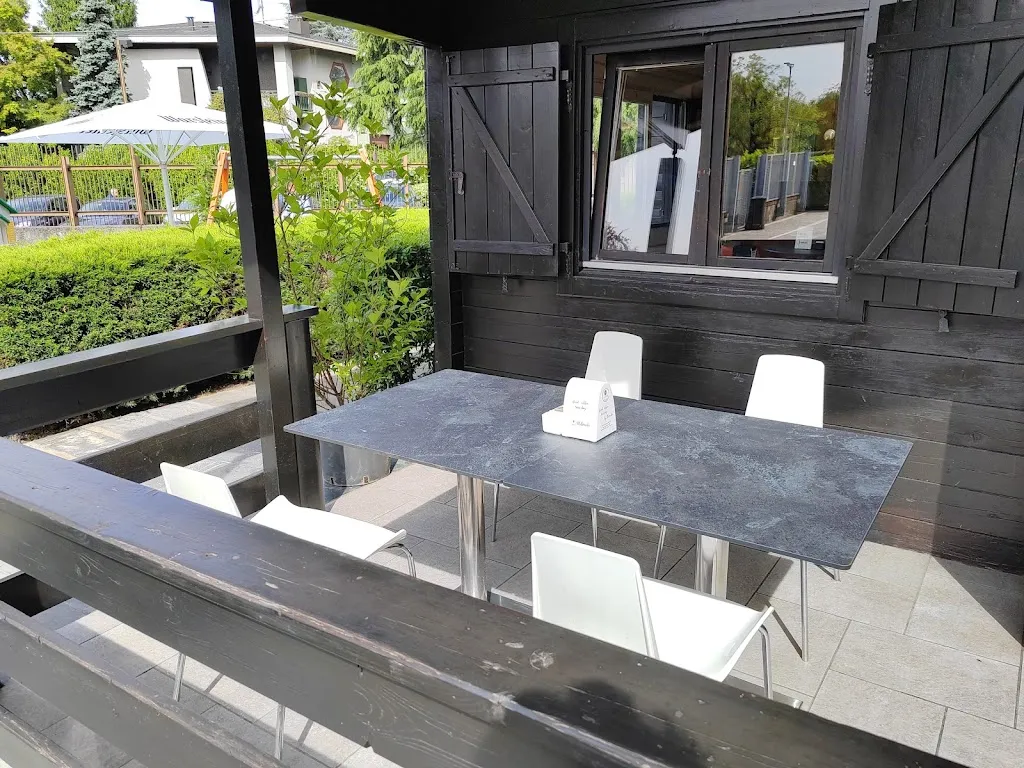 Chalet degli Amici_Verano Brianza_slider_image_3