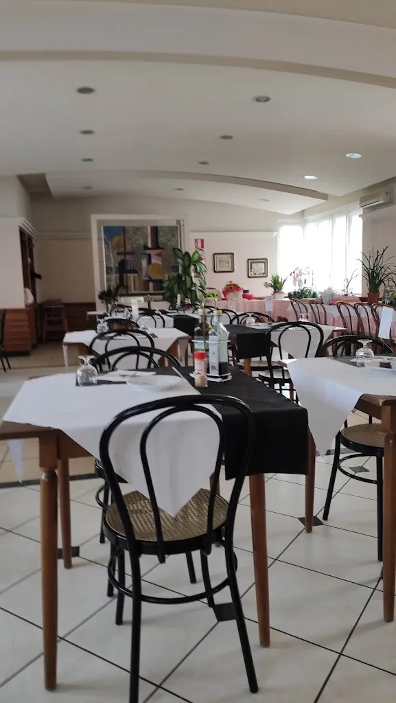 Ristorante Albergo Da Arrigo restaurant in Verano Brianza