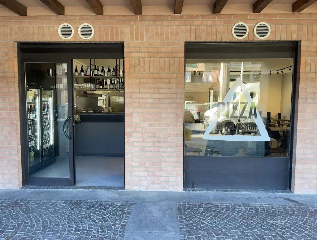 Pizza neoclassica restaurant in Verdello