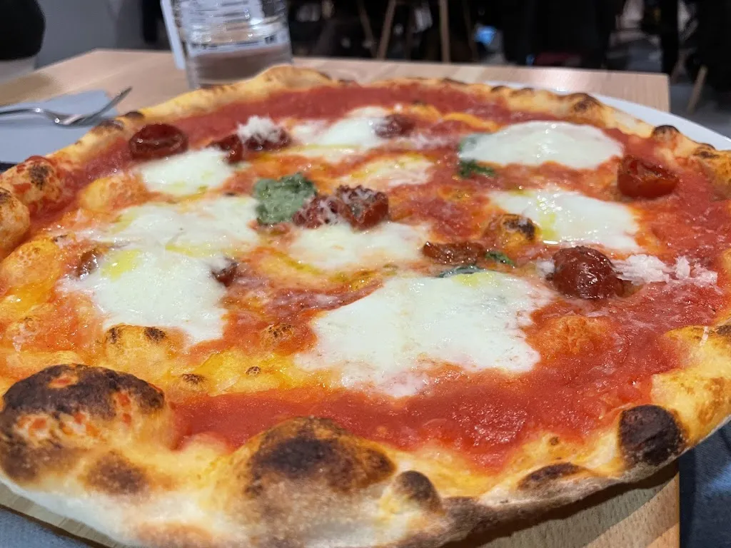 Pizza neoclassica_Verdello_slider_image_3