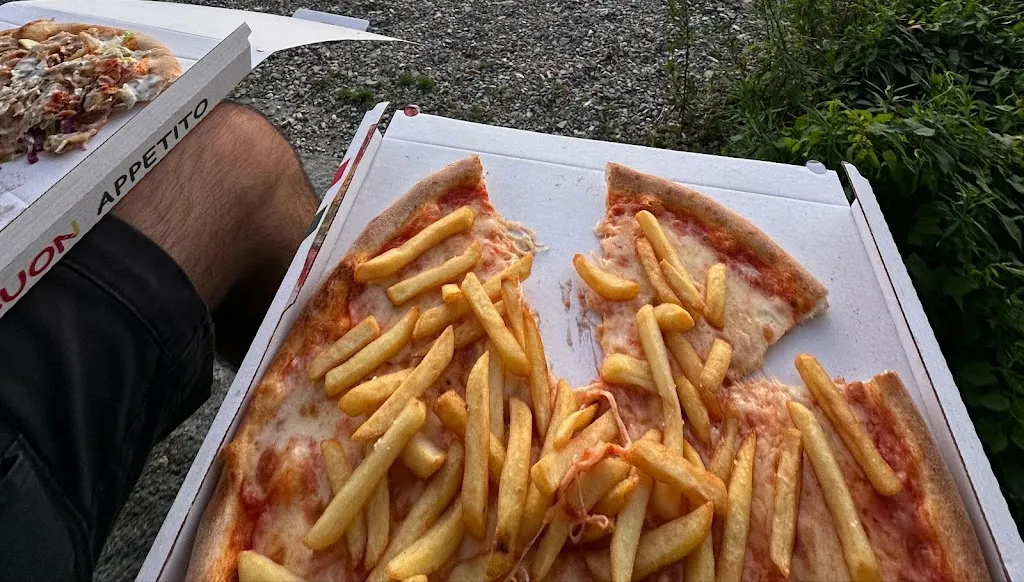 Simone Liberti_Anatolia Turkish Kebap Pizzeria_Vercurago_review