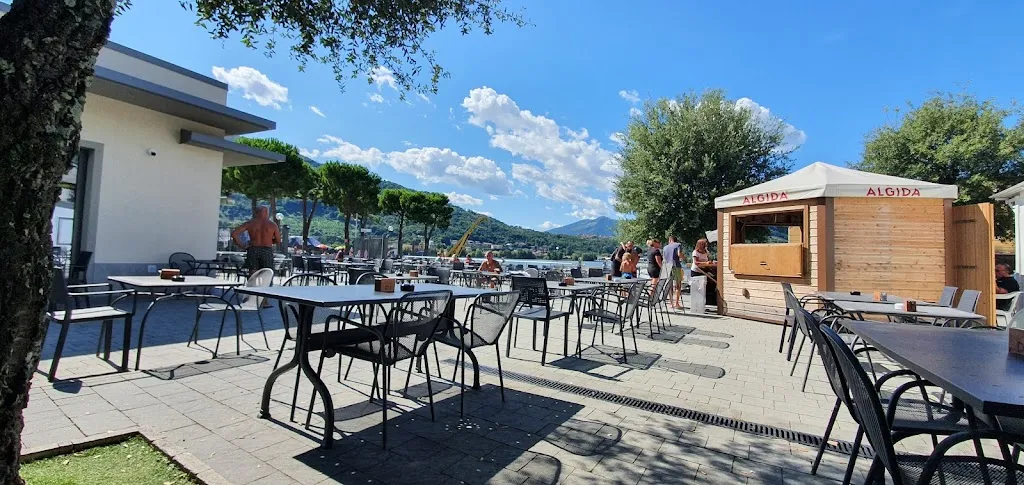 Molo - Lido di Vercurago - bar - cucina - pizzeria restaurant in Vercurago