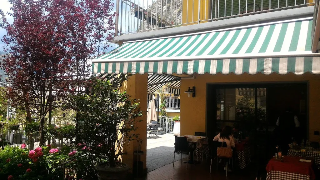 Ristorante Sirena restaurant in Vercurago