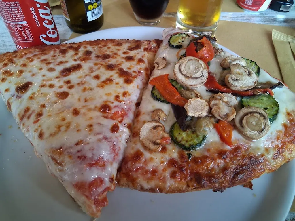 Mohcine El Ma_Tortuga - Pizzeria e gelateria_Verderio Inferiore_review