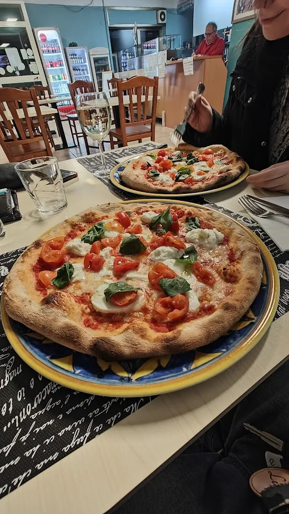 Menu_Pizzeria Mediterranea Vermezzo_Vermezzo_image_1