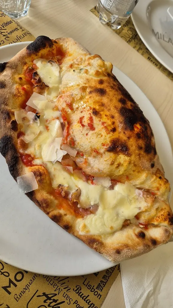 Pizzeria Mediterranea Vermezzo_Vermezzo_slider_image_3