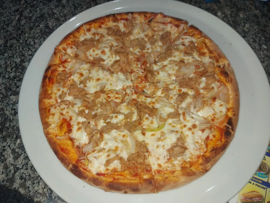 Menu_Pizzeria La Favola_Vermezzo_image_7