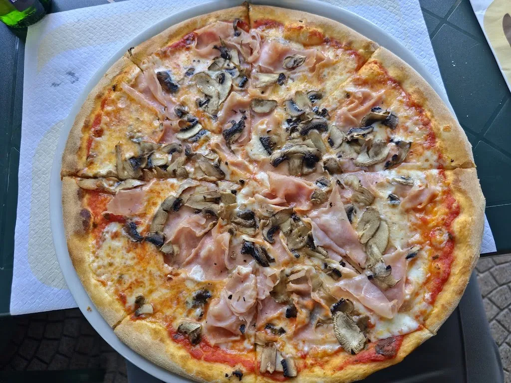 Stanislao Langella_Pizzeria La Favola_Vermezzo_avis