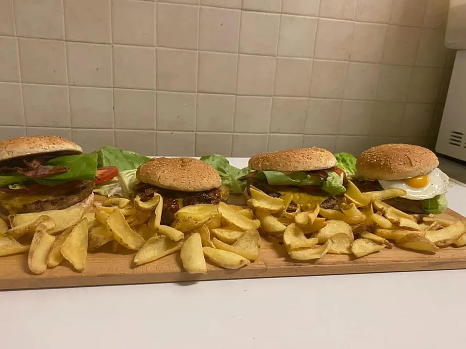 Pizza & Burger alle Lame_Verolavecchia_slider_image_2