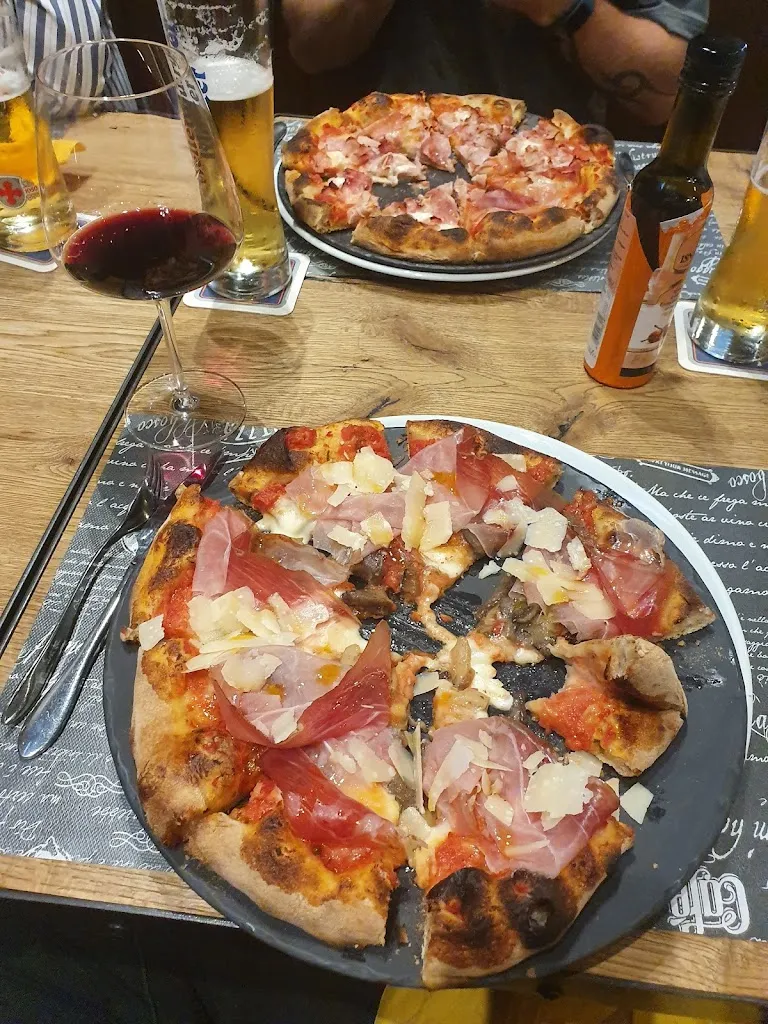 Luke Grout_Boccondivino_Vestone_review