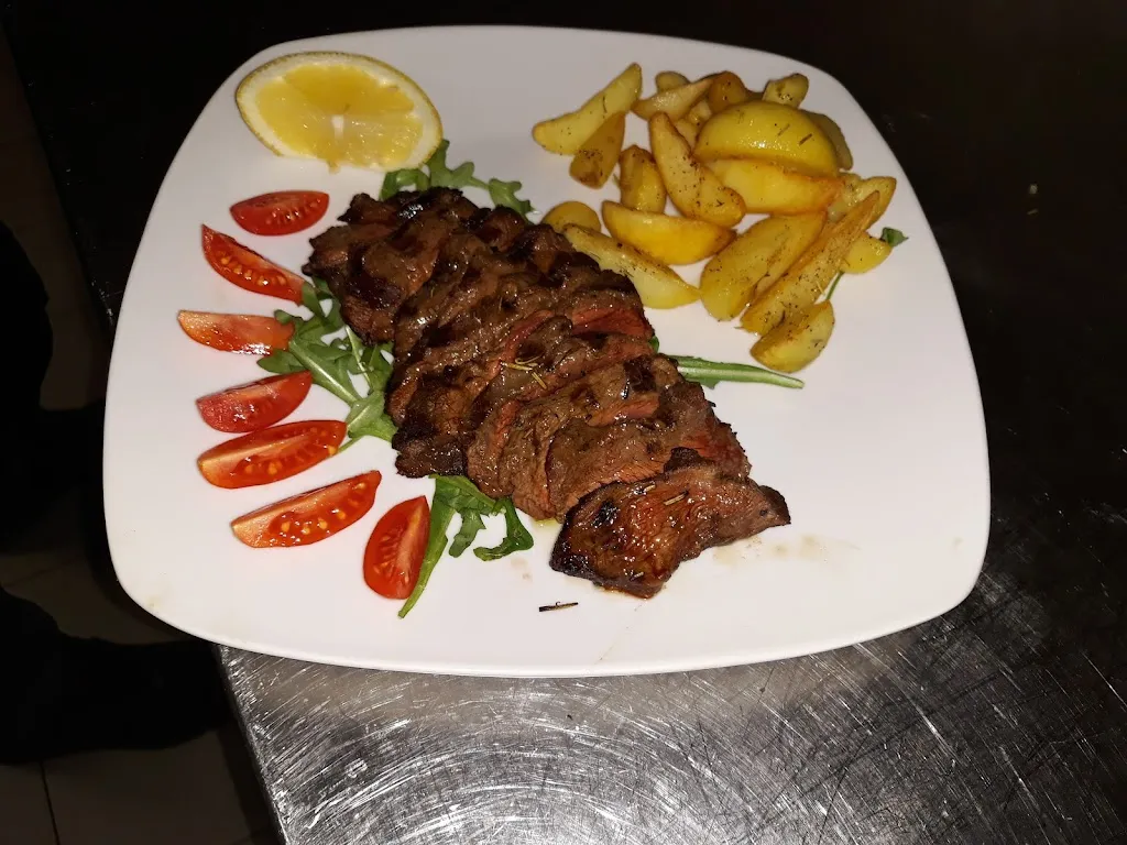 Ristorante pizzeria la Brina Vestone_Vestone_slider_image_2