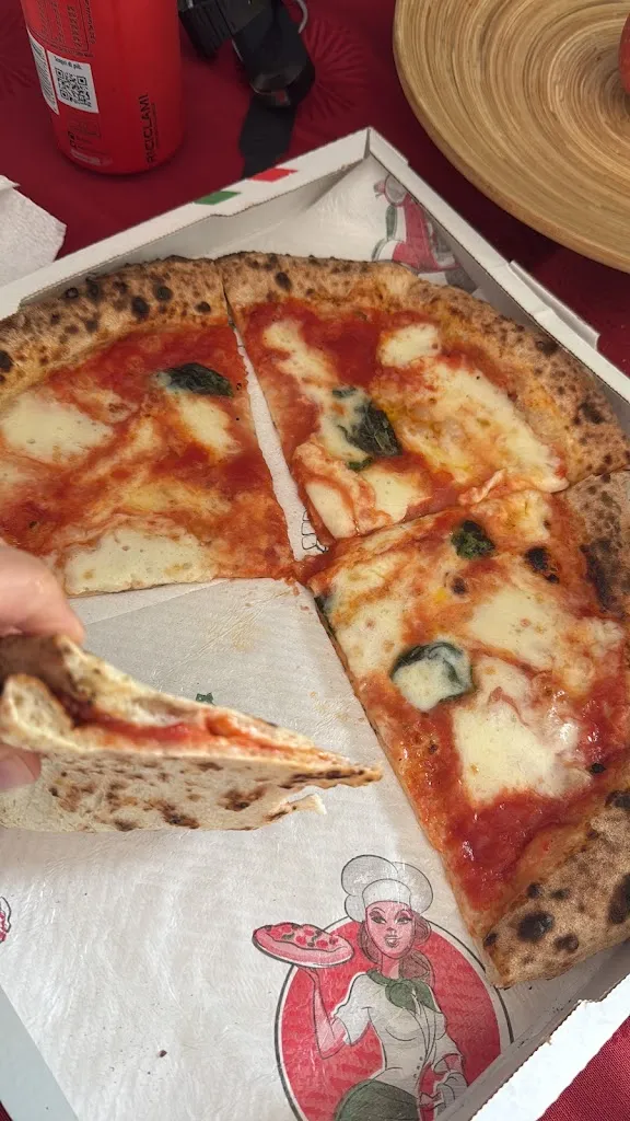 Naomi Albano_Pizzeria Gnam Gnam_Vidigulfo_recensione