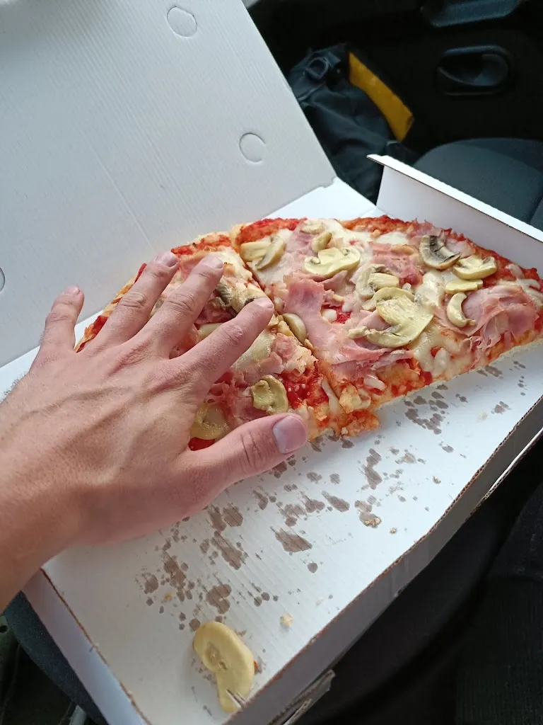 Levente Szalay_Lofficina Dei Sapori - Pizza Take Away_Vicomoscano_review